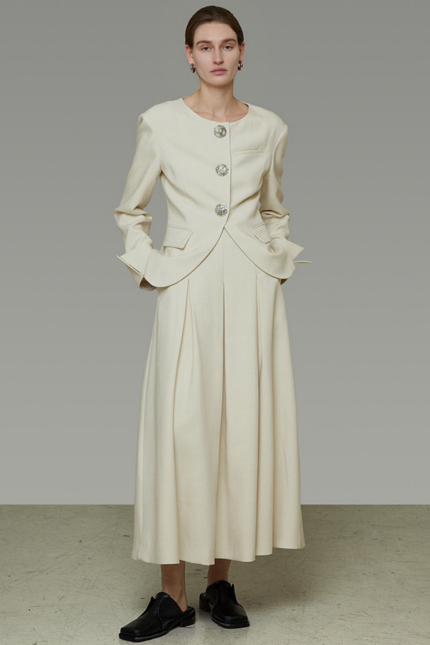 Collarless Slim-Fit Two-Piece Set-Up