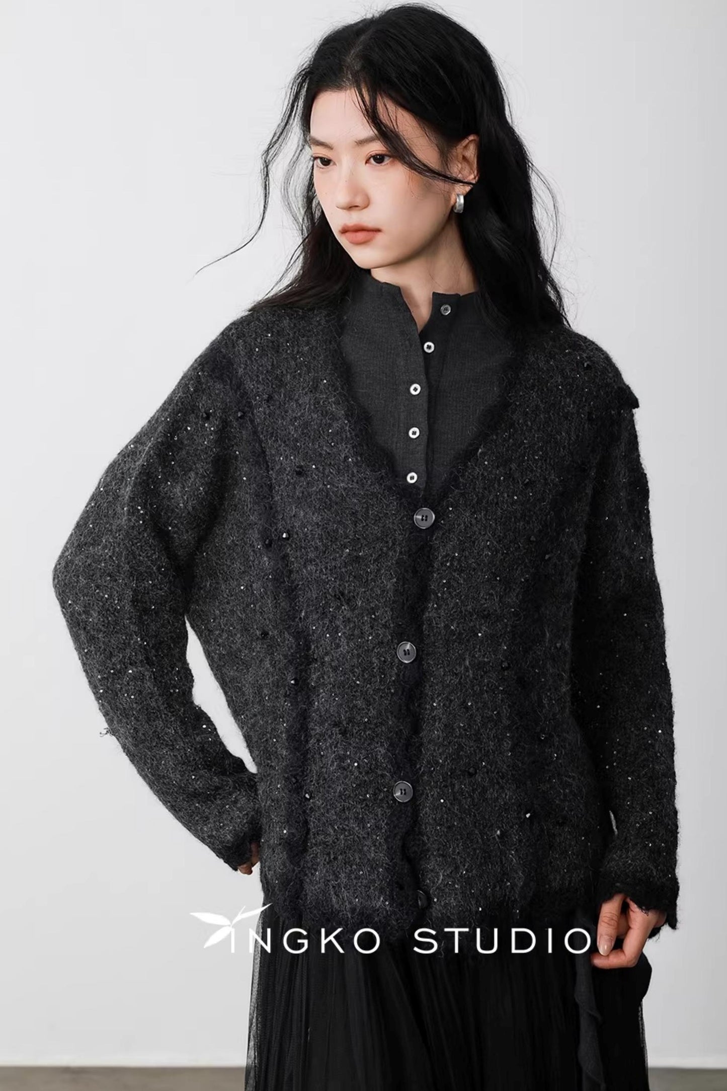 Cardigan mit Stern-Ausschnitt