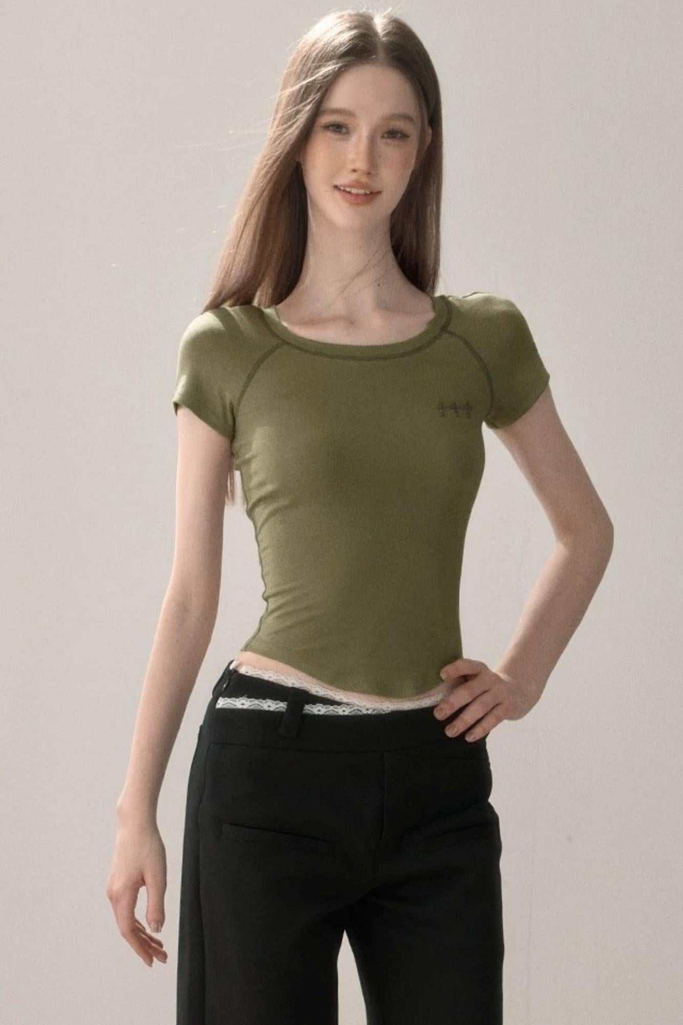Versatile Slim Raglan T-Shirt