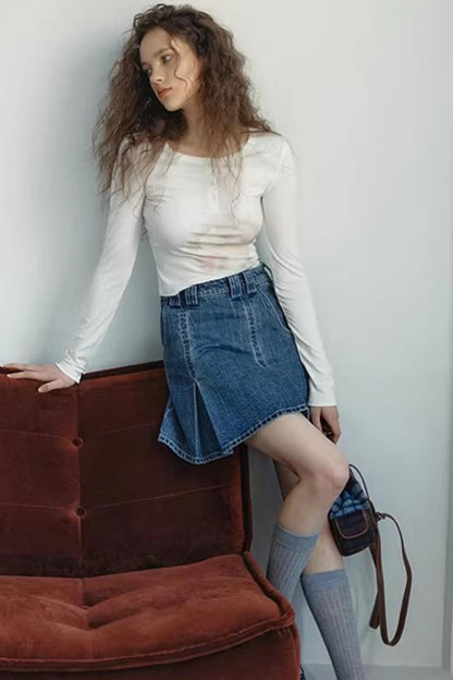 화이트 래빗 프린트 슬림 탑