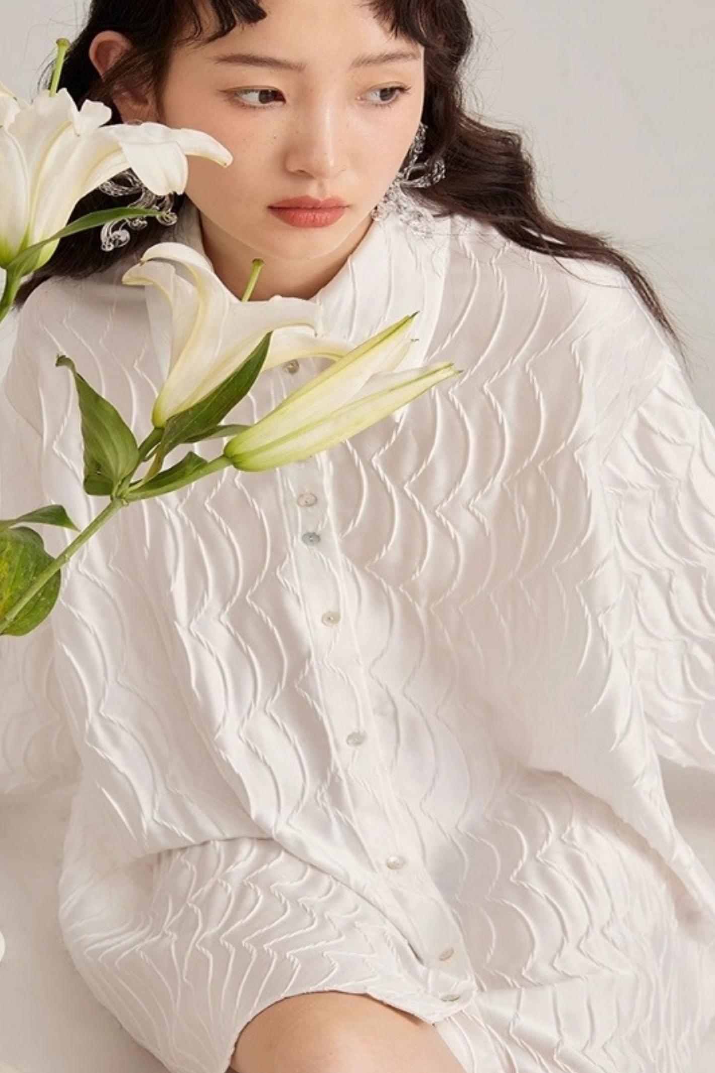 Original Design White Long-Sleeved Shirt