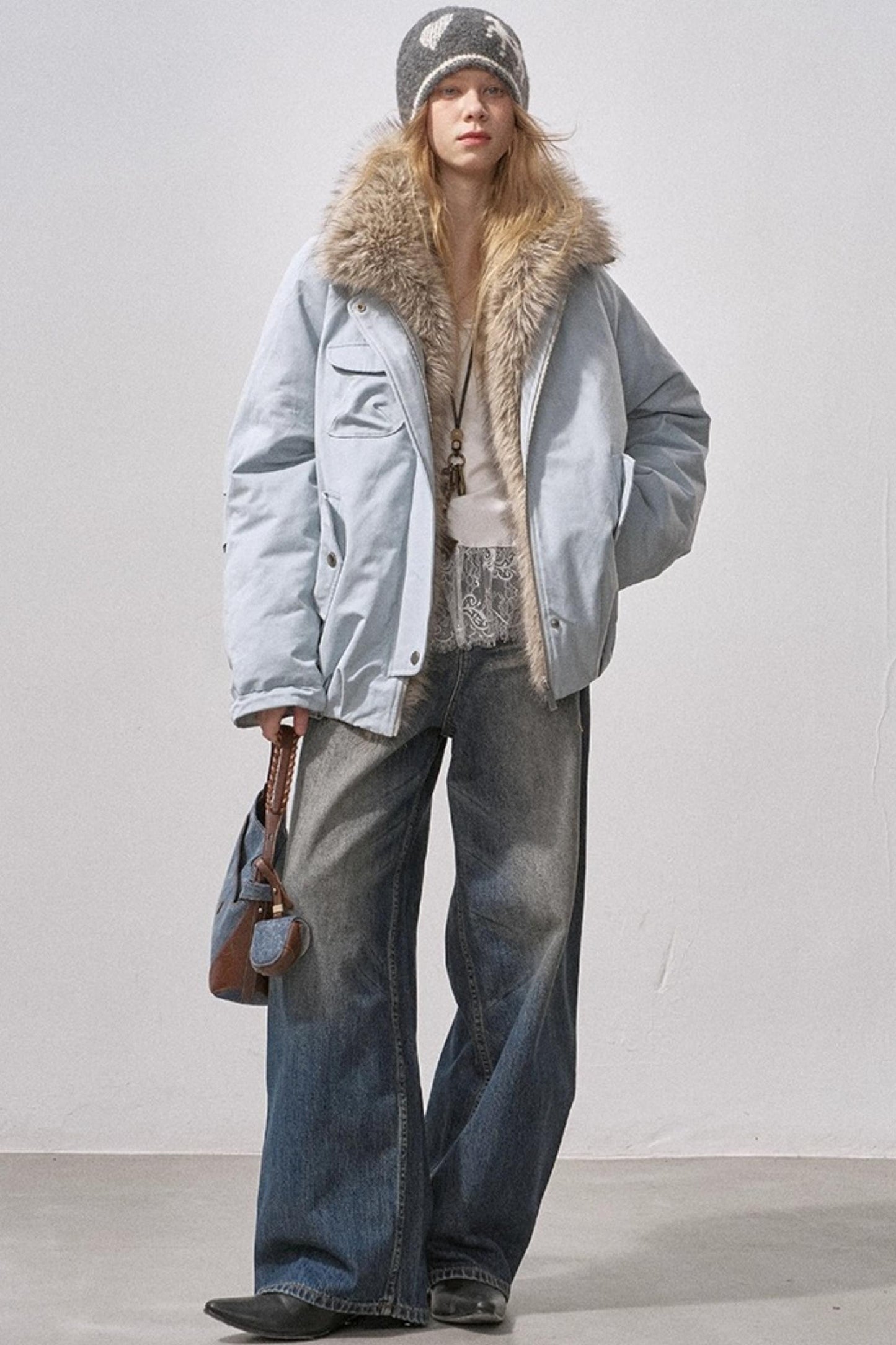 Seamless Vintage Distressed Jeans