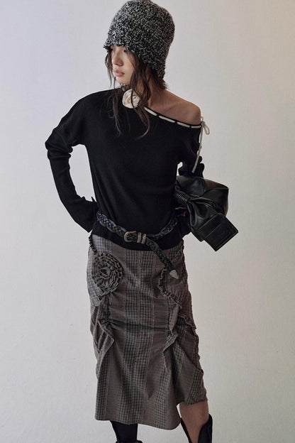 Rose Cross-Collar Knitwear