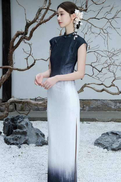 Elegant Gradient Cheongsam Dress