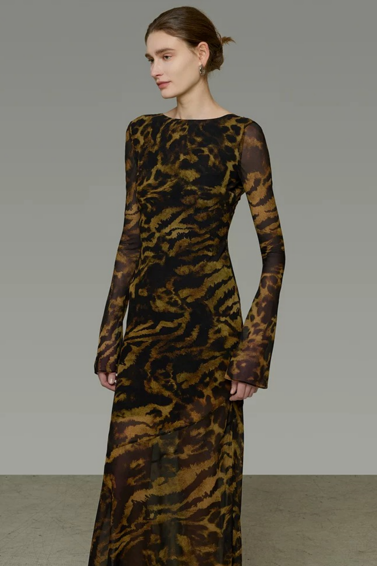 Elegant Leopard Print Dress