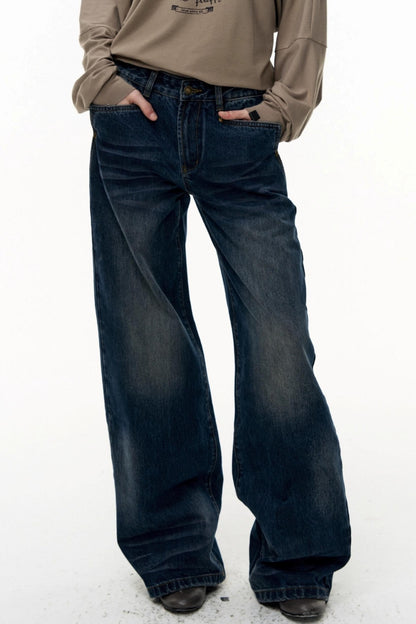 Loose Straight Wide-Leg Scimitar Jeans