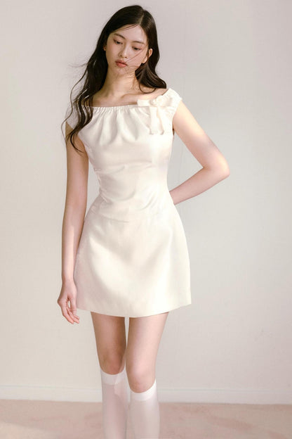 Elegance One-Shoulder Dress