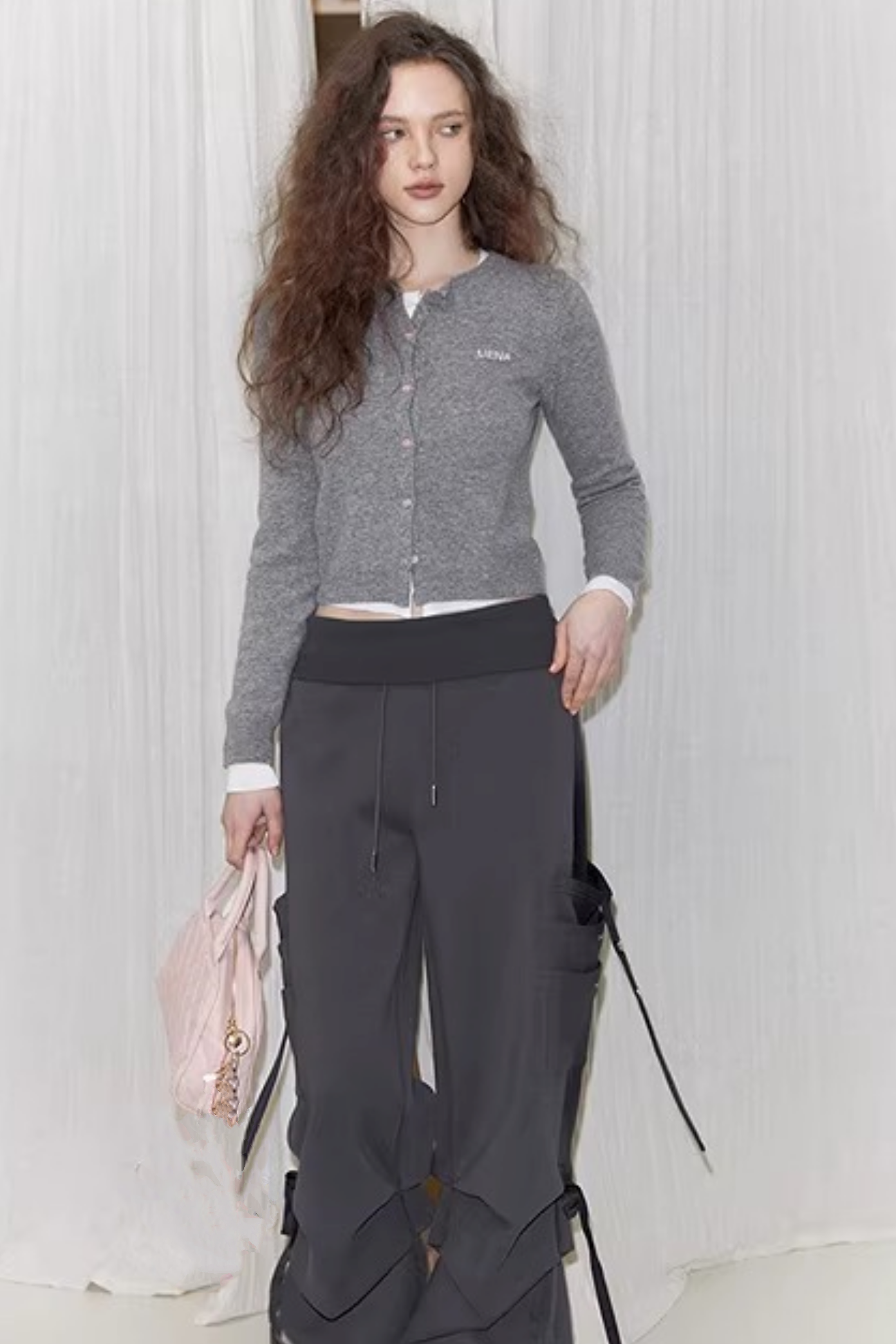 Uena Grauer Strickcardigan