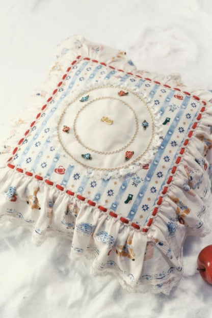 Lacemade Sweet Lace Cushion