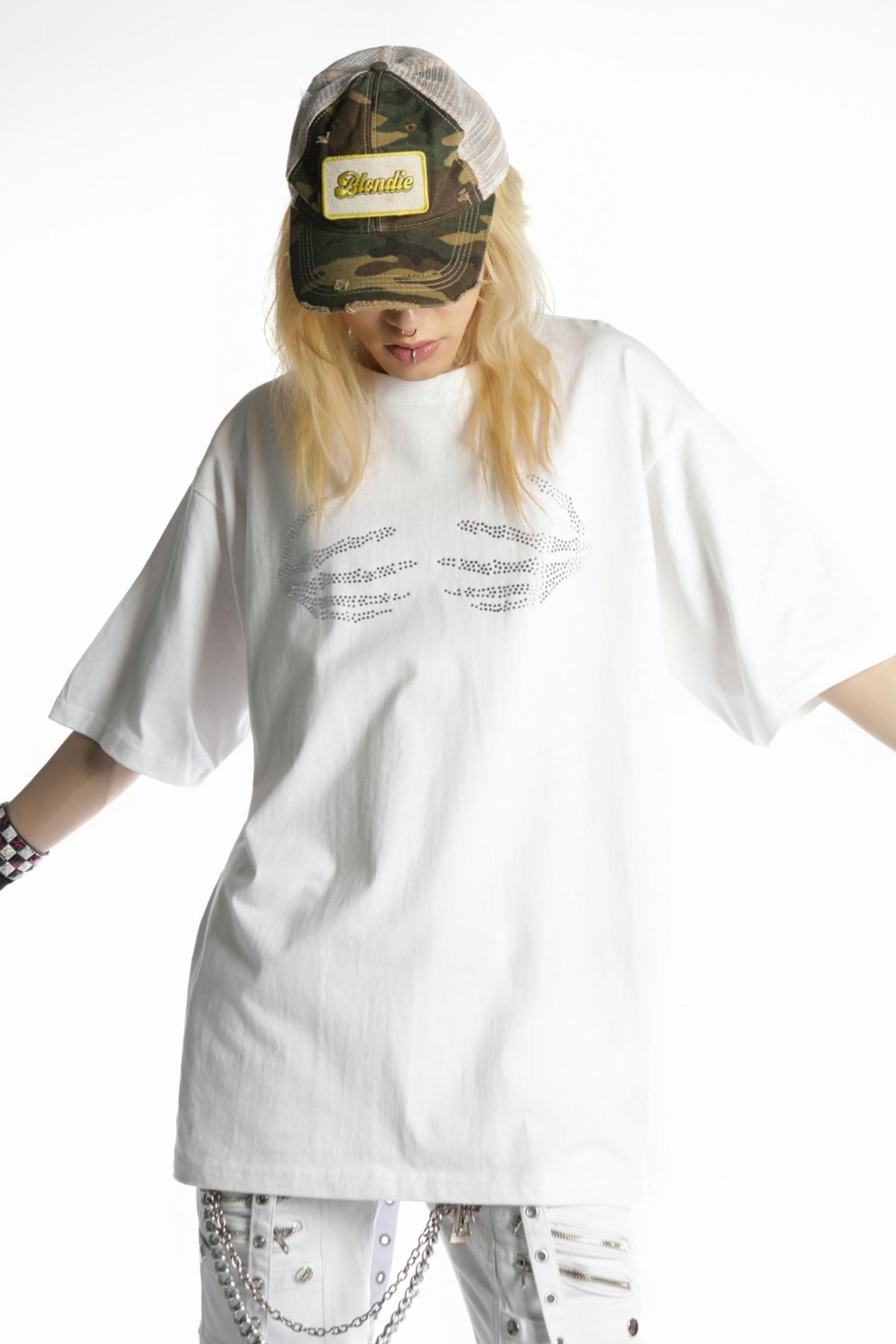 Skull Claw Rhinestone Tee