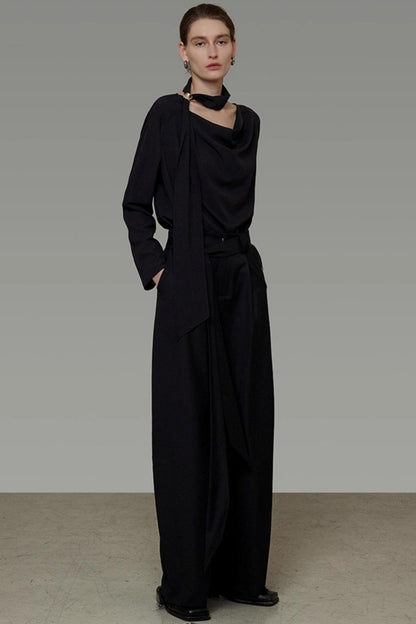 Streamer V-Neck Shirt