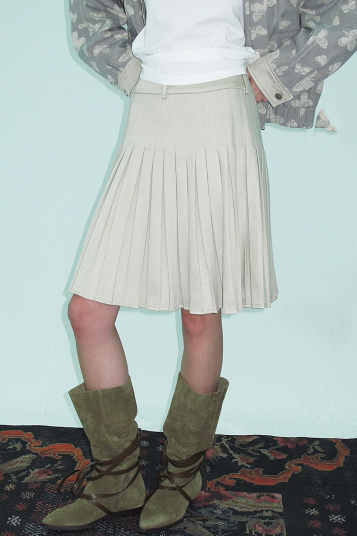 Vermeers Light Pleated Skirt