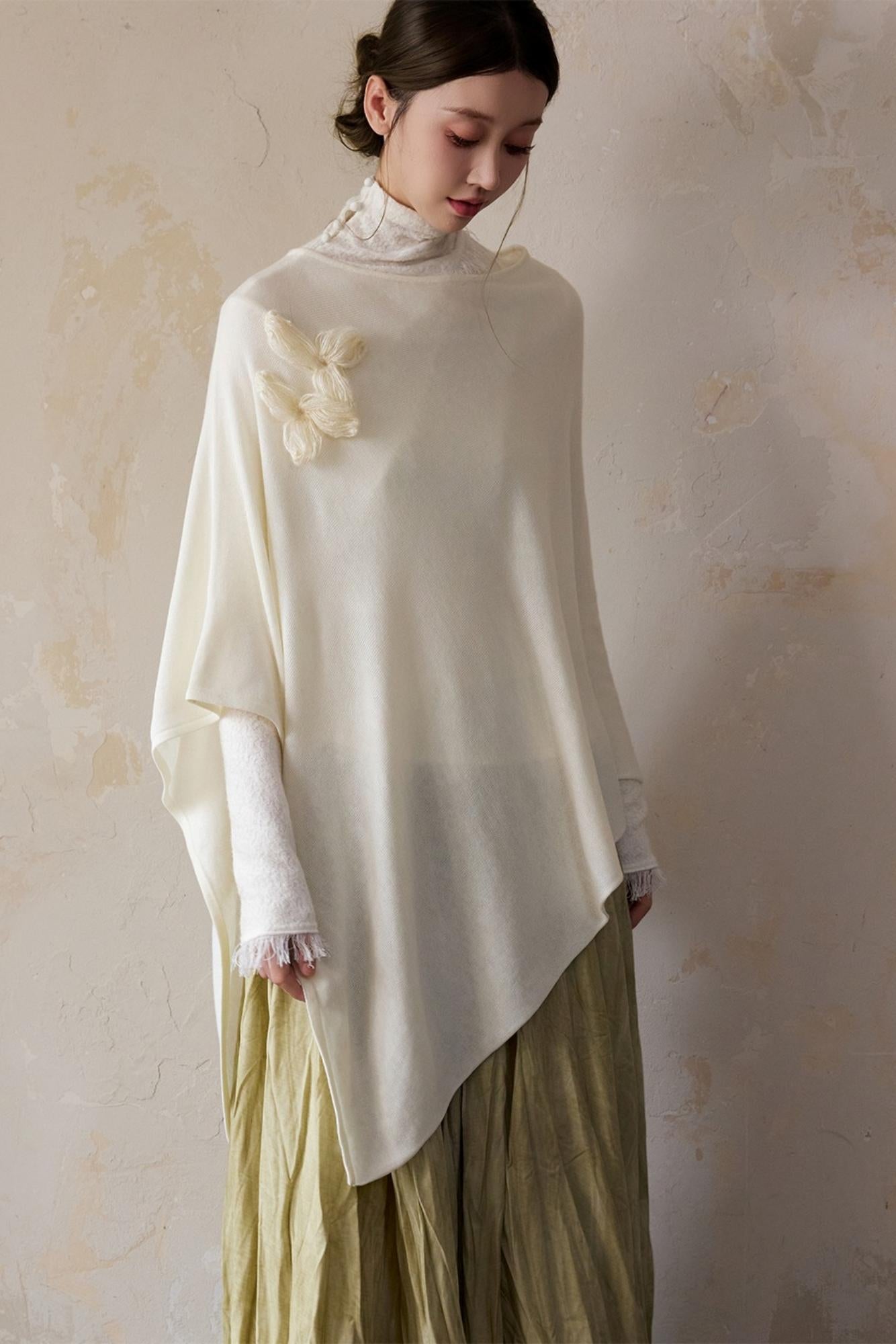 Autumn White Wool Cape