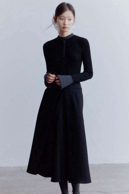 Elegant Black Wool Pleated Skirt