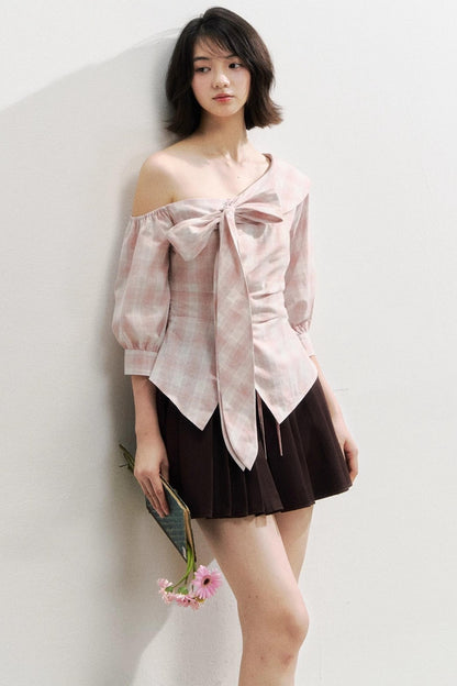 Kariertes One-Shoulder-Taillen-Shirt mit Schleife