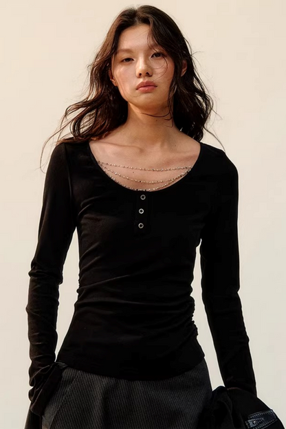 Silberne Ketten-Halskrause Bluse