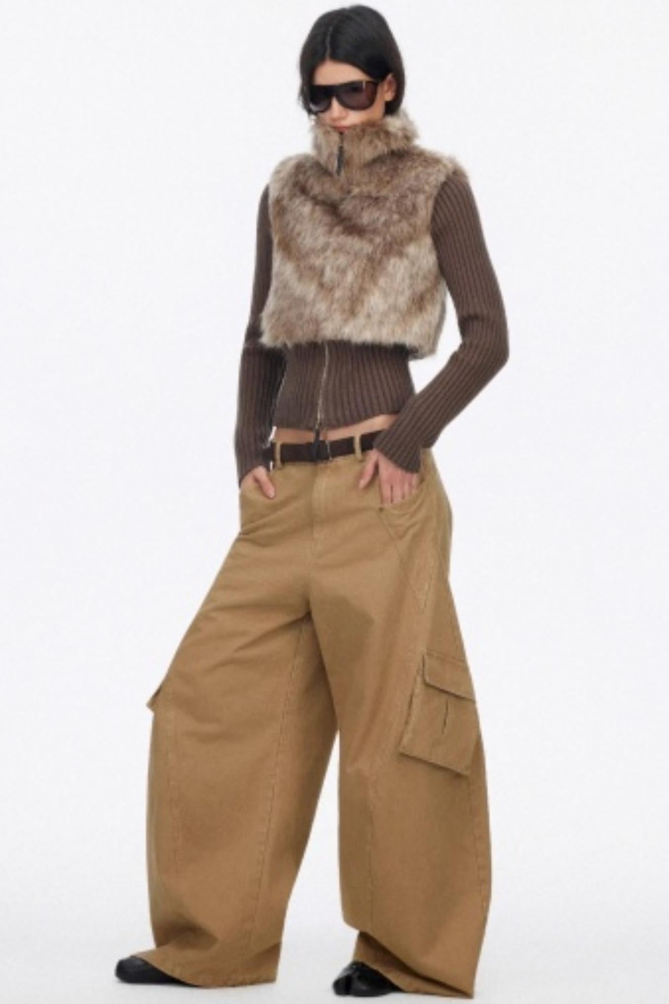 Distressed Wide-Leg Cargo Pants