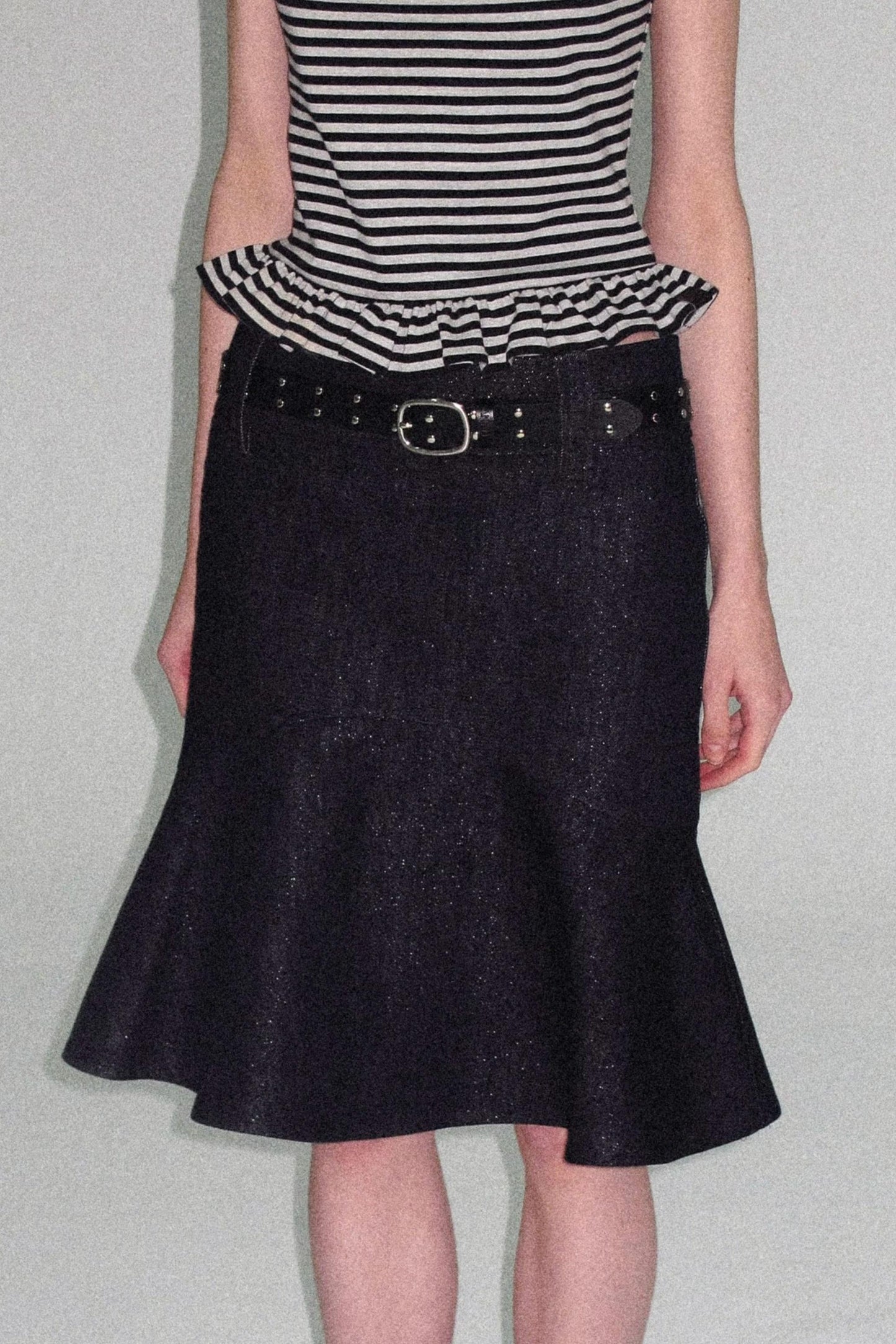 Wide-Waisted Fishtail Skirt