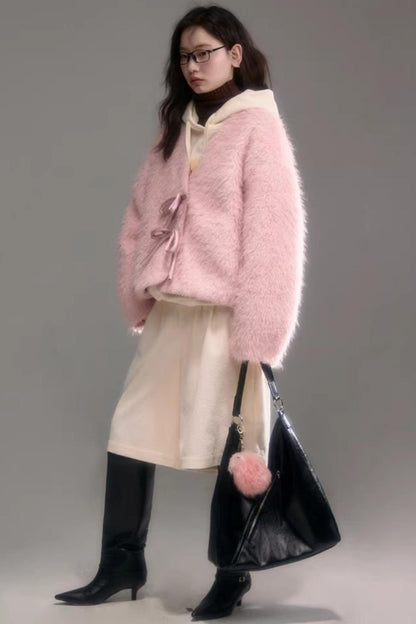 Three-Dimensional Bow Fur Coat