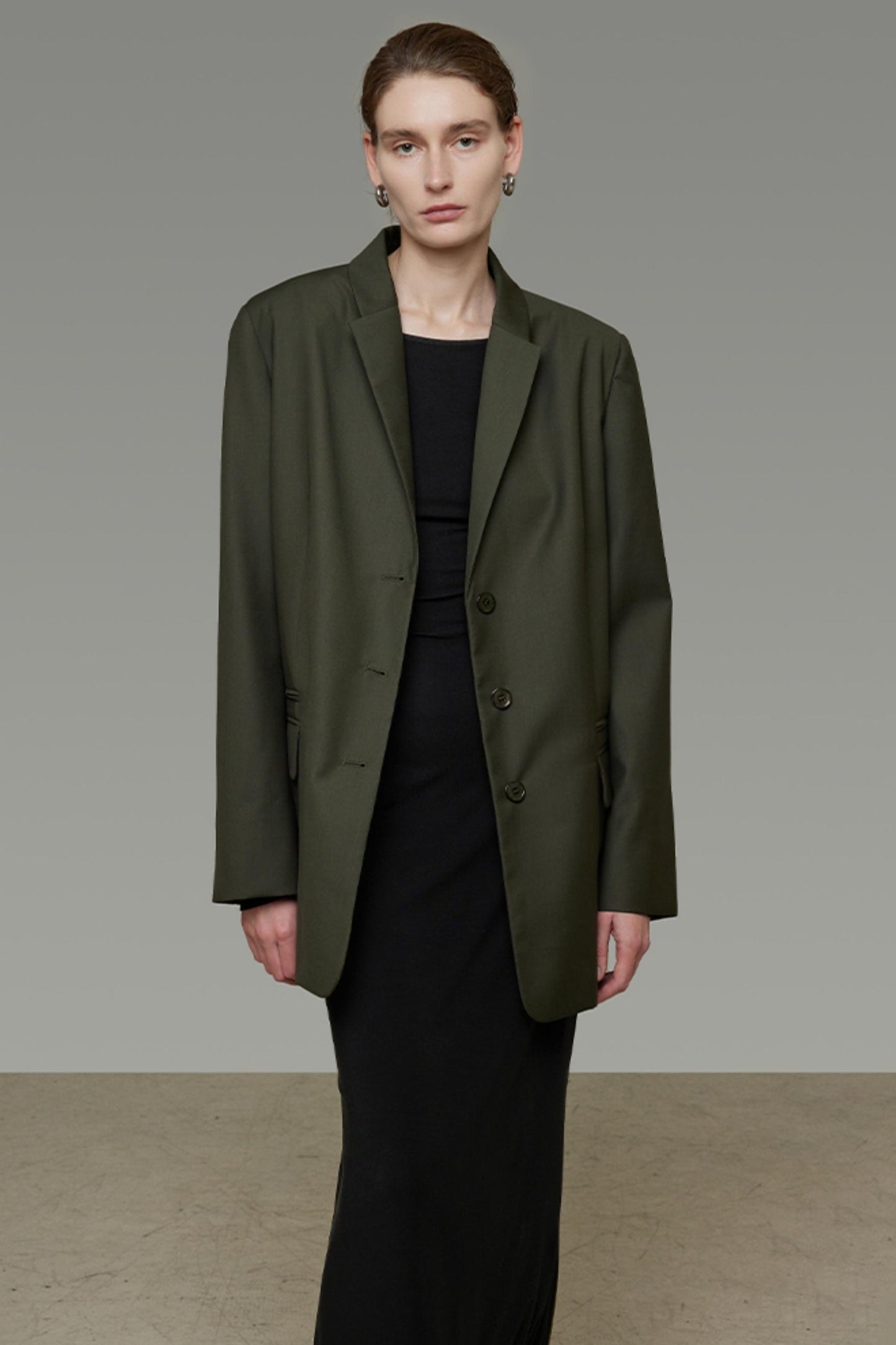 High-End Loose Pleated Coat Set-Up