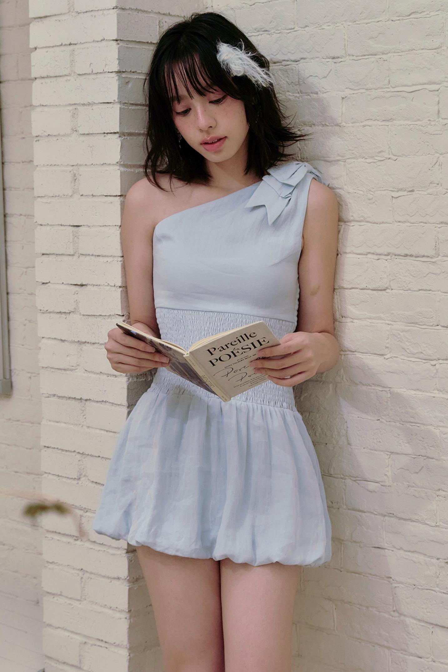 Blue Bow Strap Pleats Waist Bud Dress