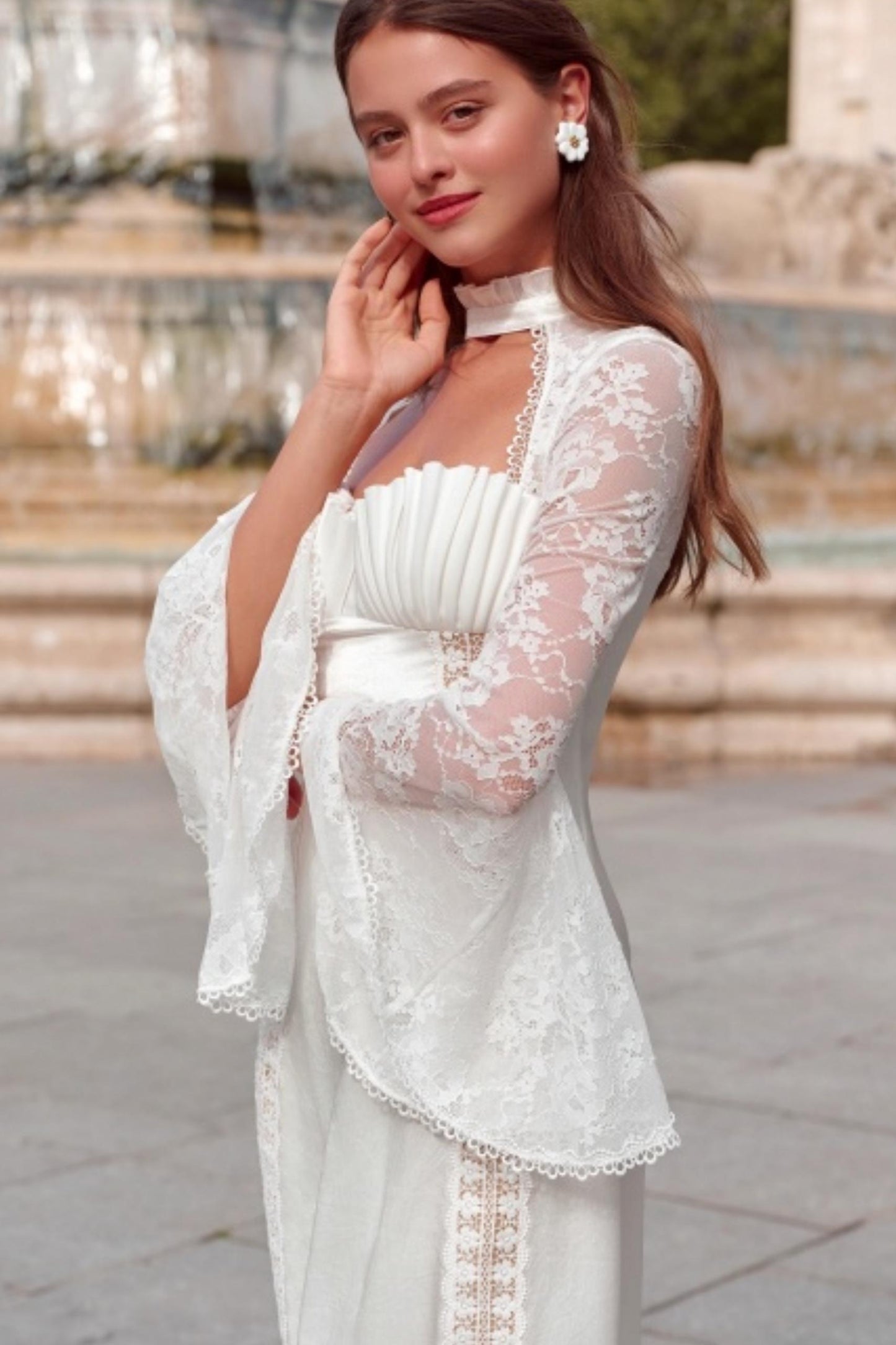 Moonlight Hera Lace Dress