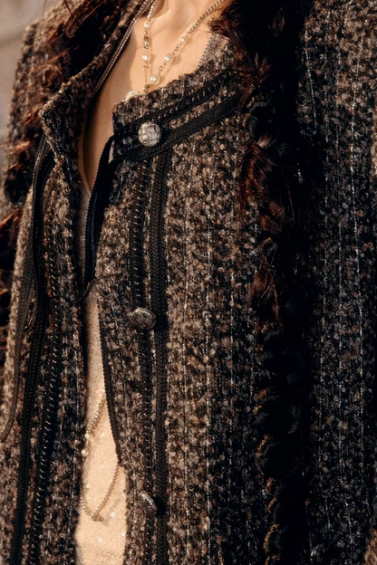 Vintage Tweed Chanel Jacke
