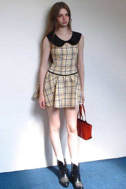 Plaid Contrasting Doll Neck Puffy Dress