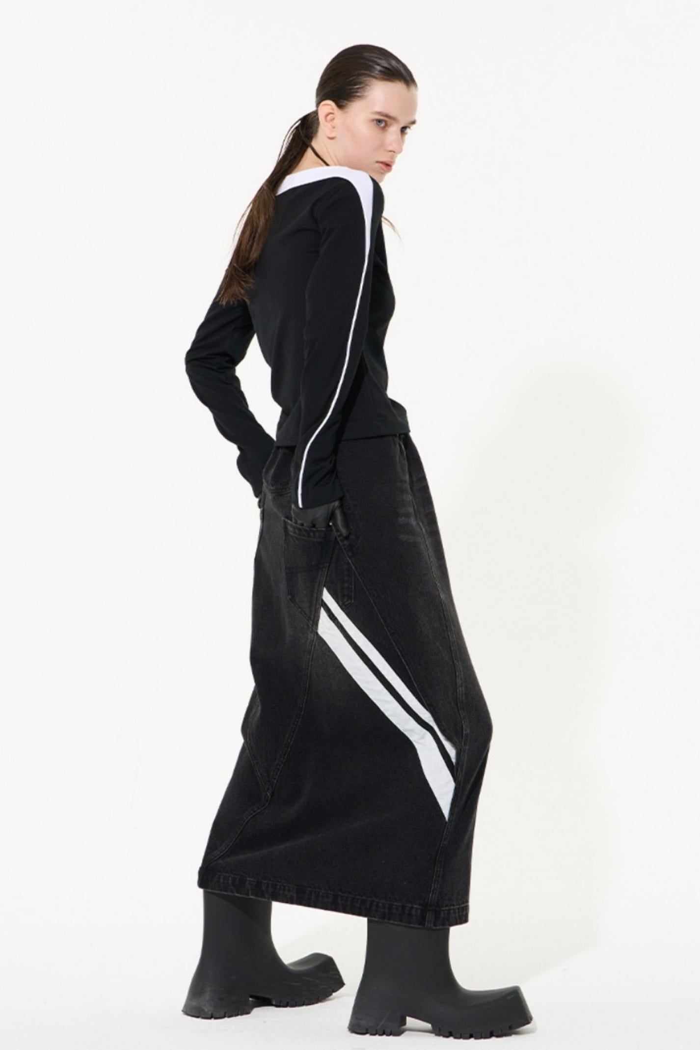 Striped Embroidered Crew Sweatshirt