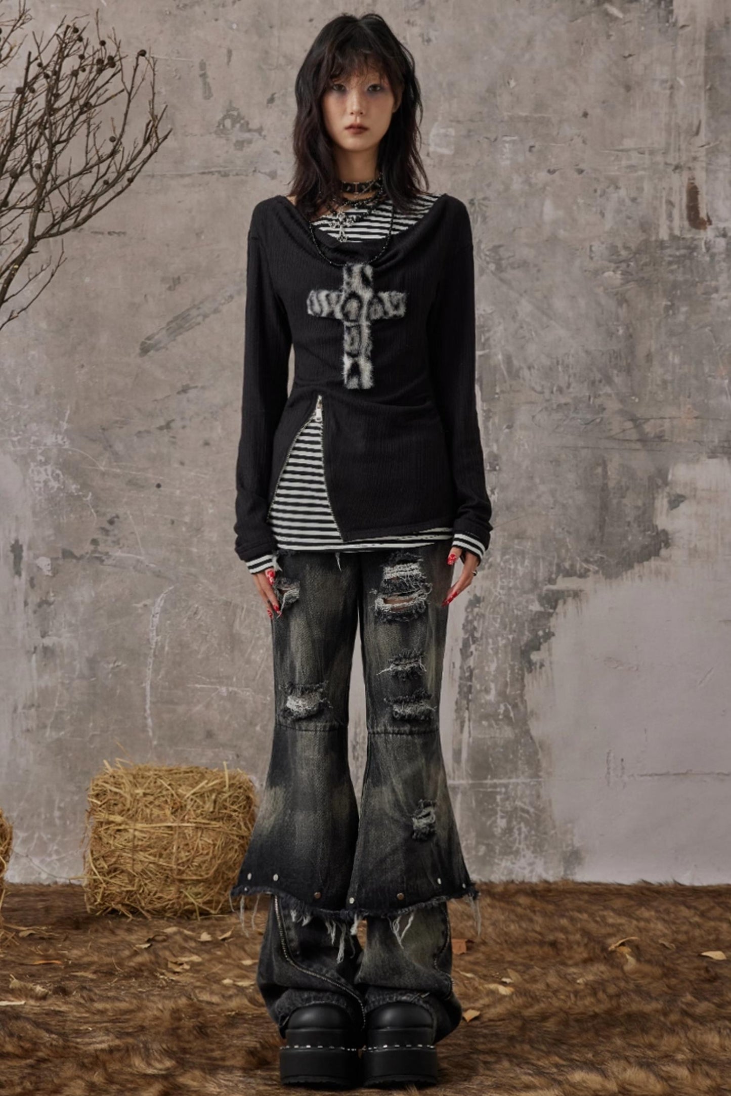 Swing Neck Knit Layer Top