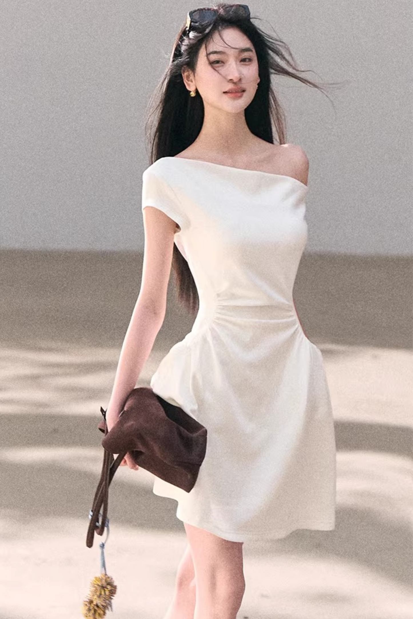 Lyocell-Asymmetrisches-Spitzenkleid