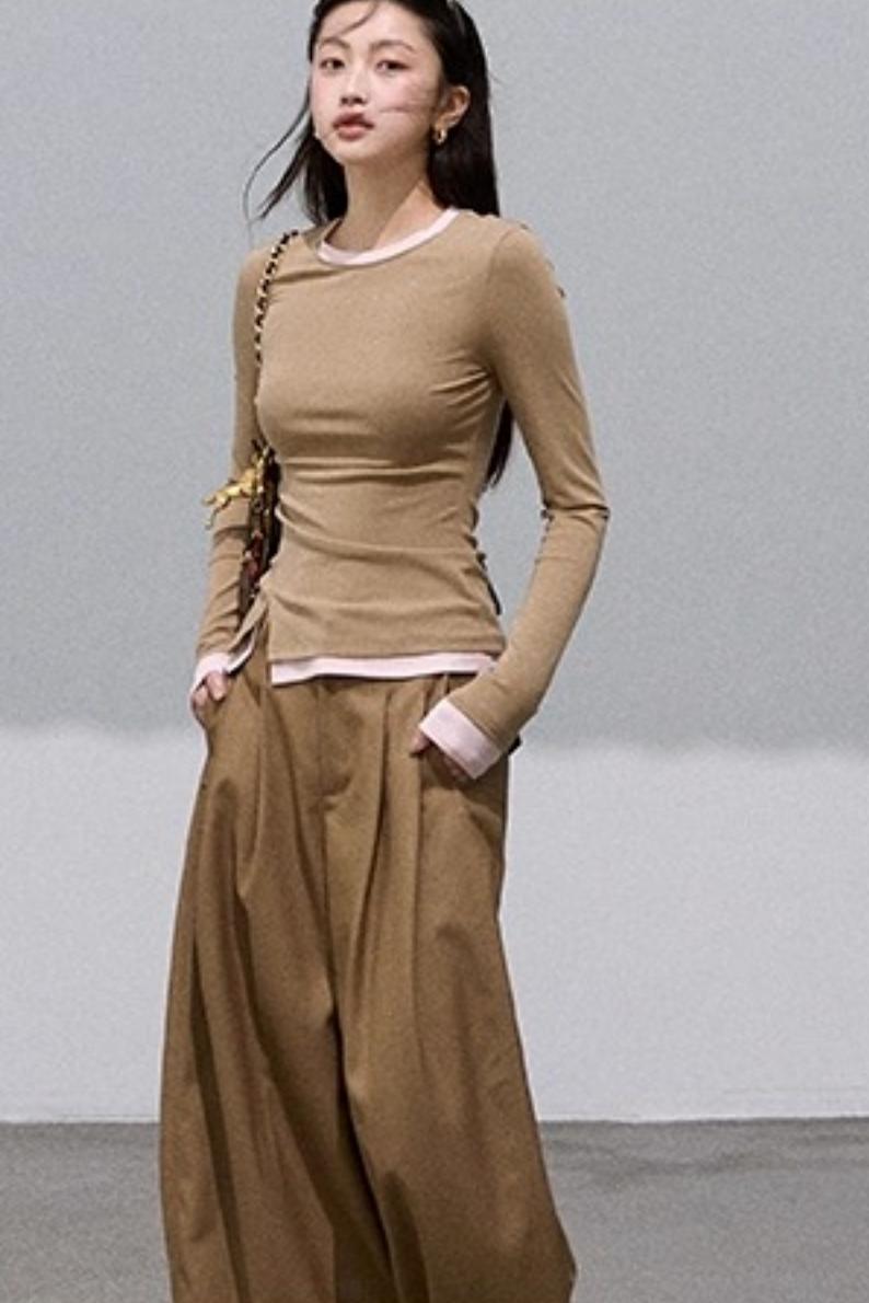 Slim Contrasting Knit Pullover Top