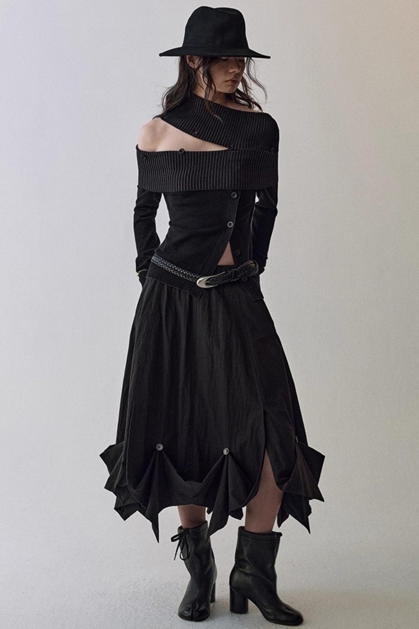 Slim One-Shoulder Knitted Sweater