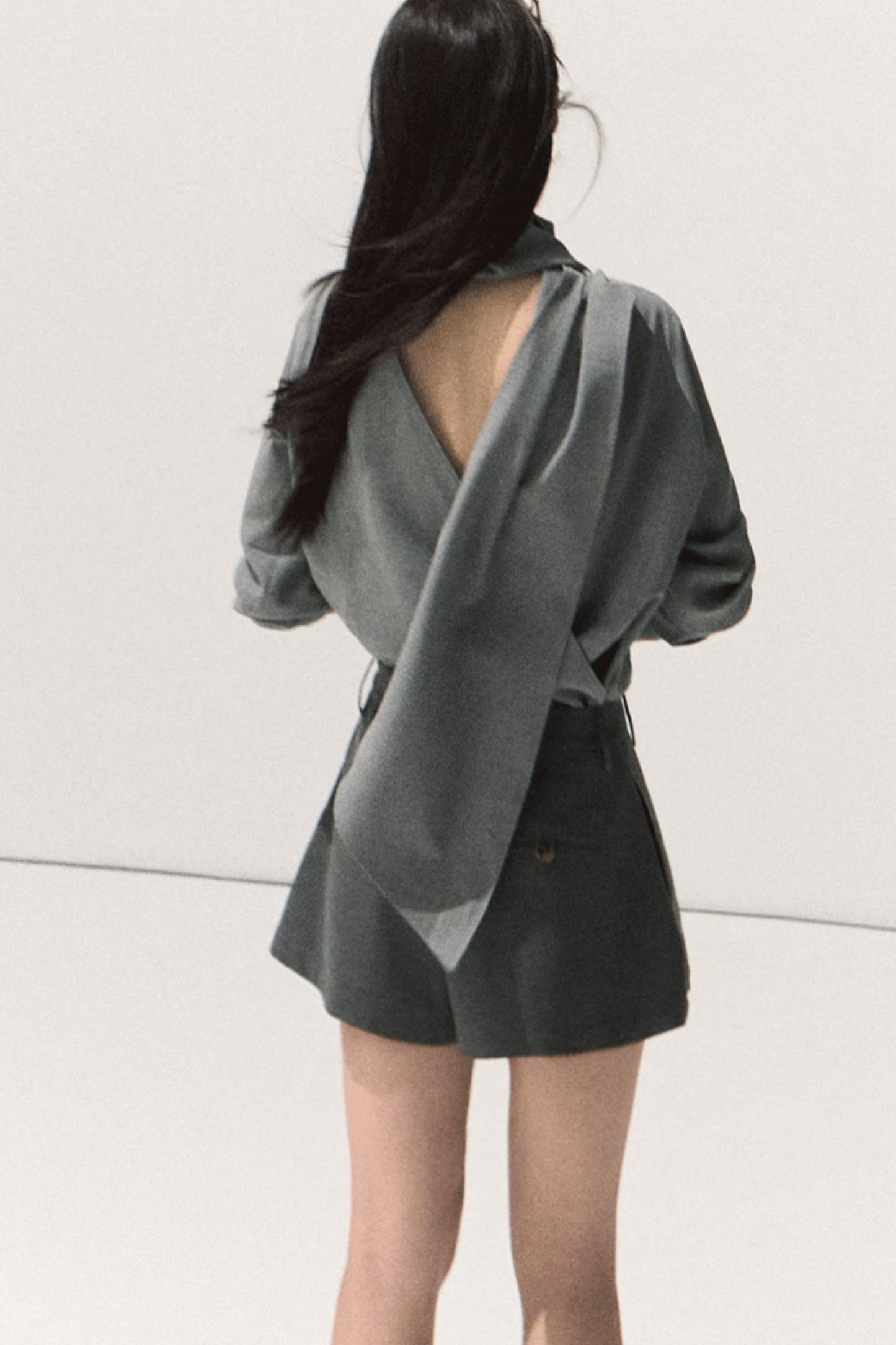 Intelligence Streamer Shoulder Padded Backless Top Shorts Set- Up