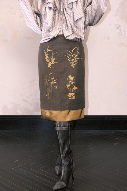 Gentlemans Embroidered Skirt