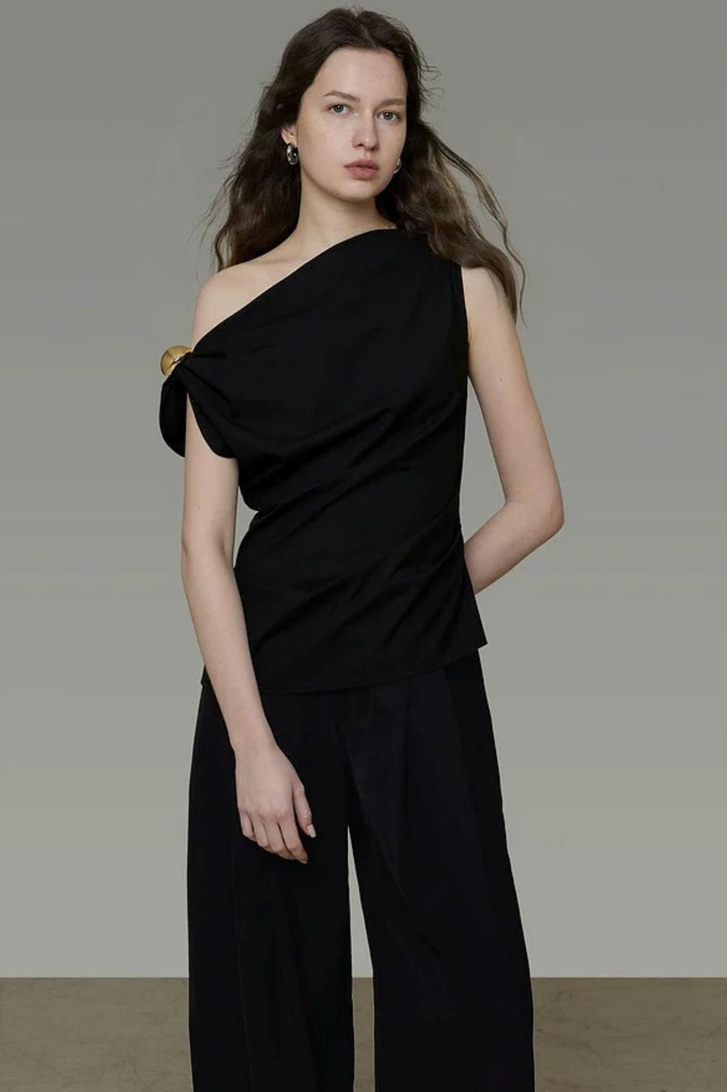 Off-Shoulder Slim Top