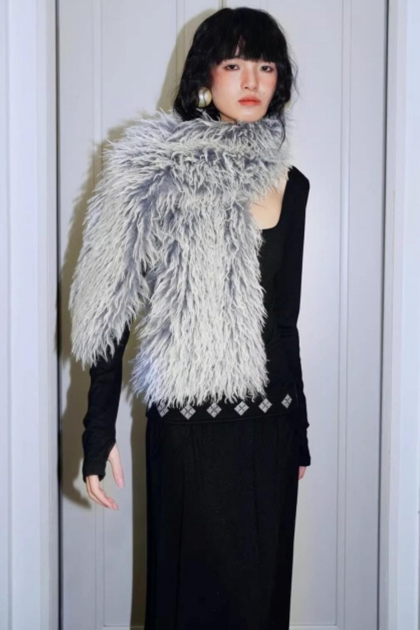 Vintage Lace-up Plush Scarf