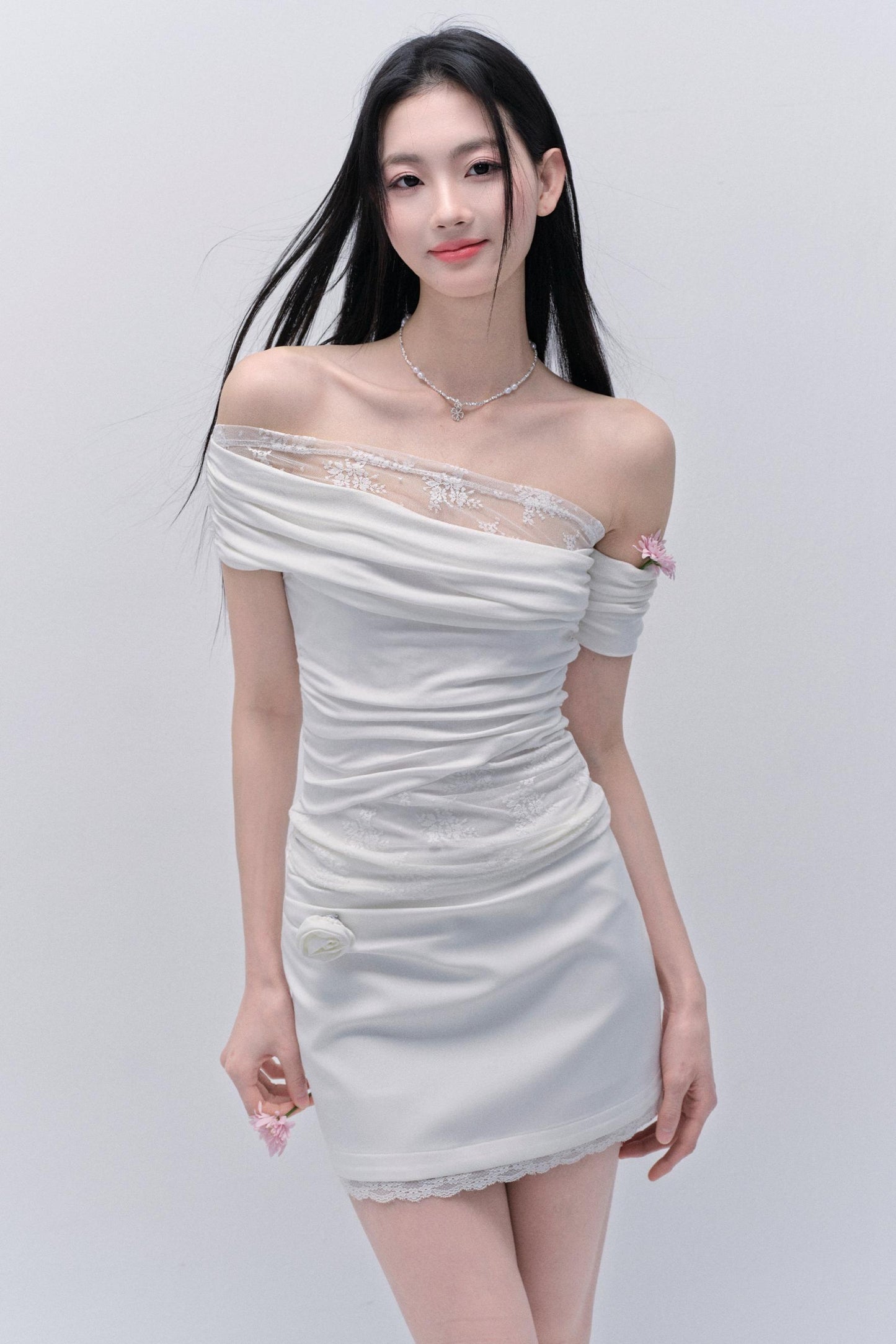 Lace Slash One-Shoulder Spring Skirt Set-Up