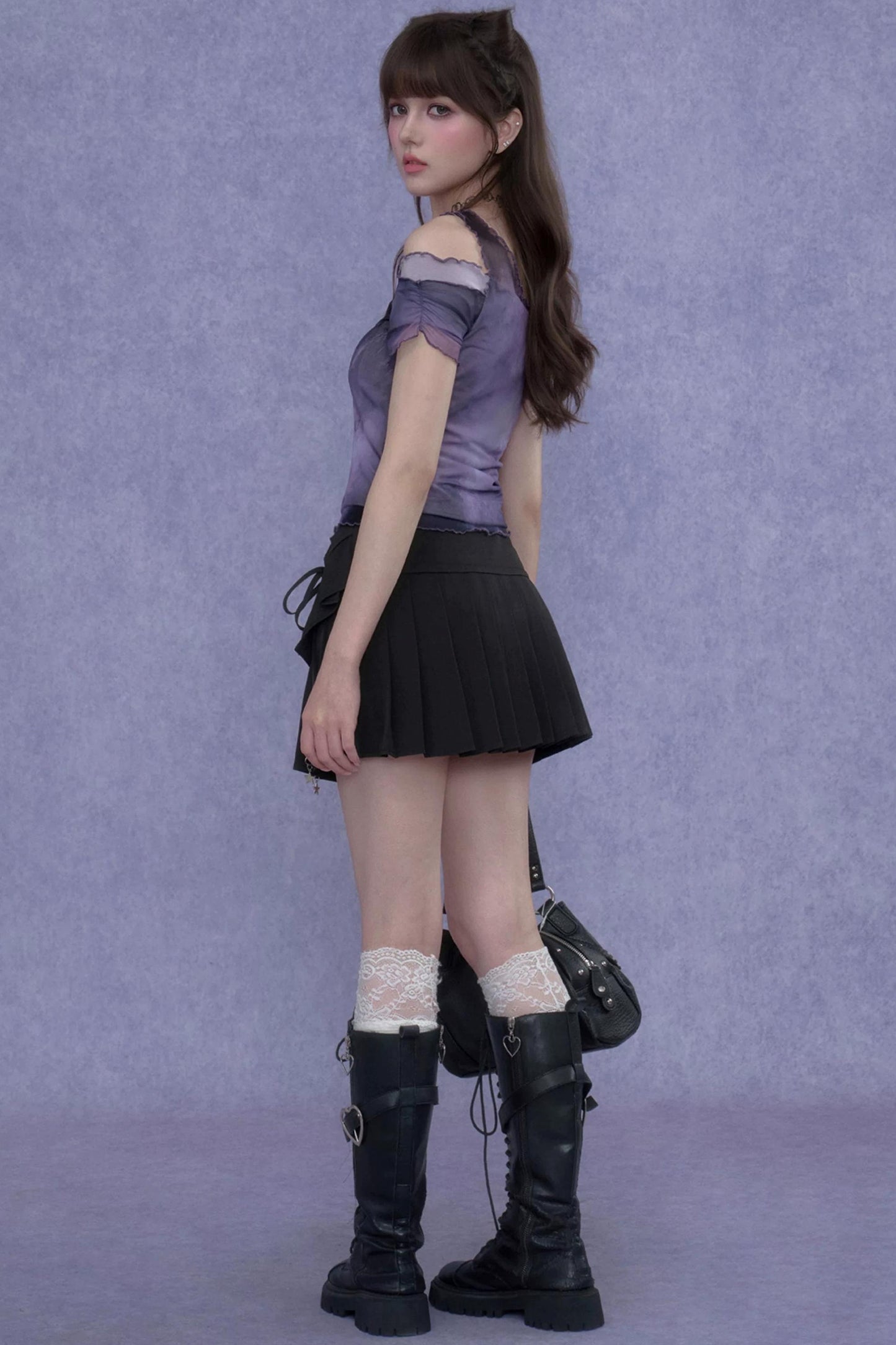 Chemisier violet en résille superposée