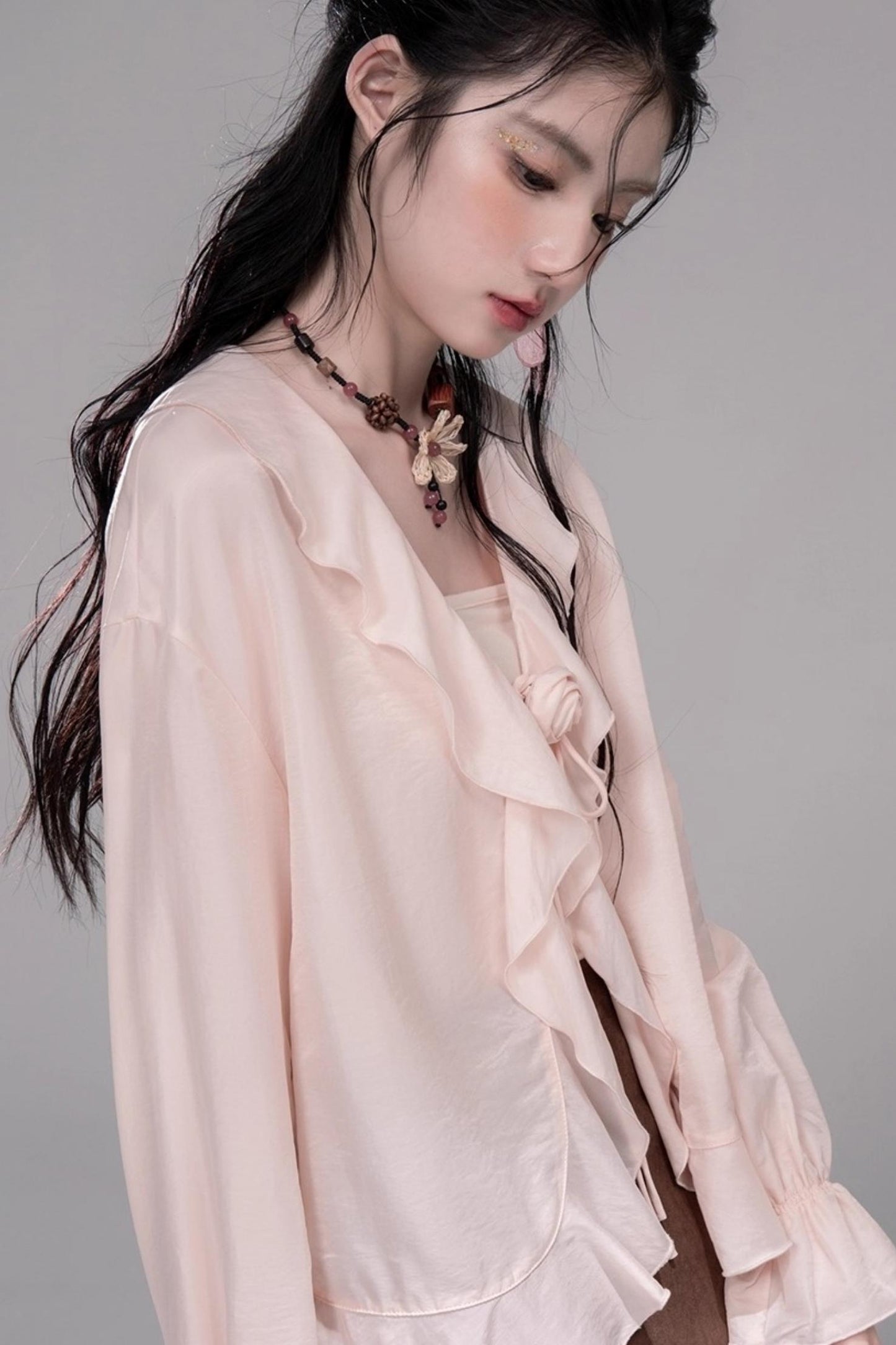 Light Peony Ruffle Cardigan