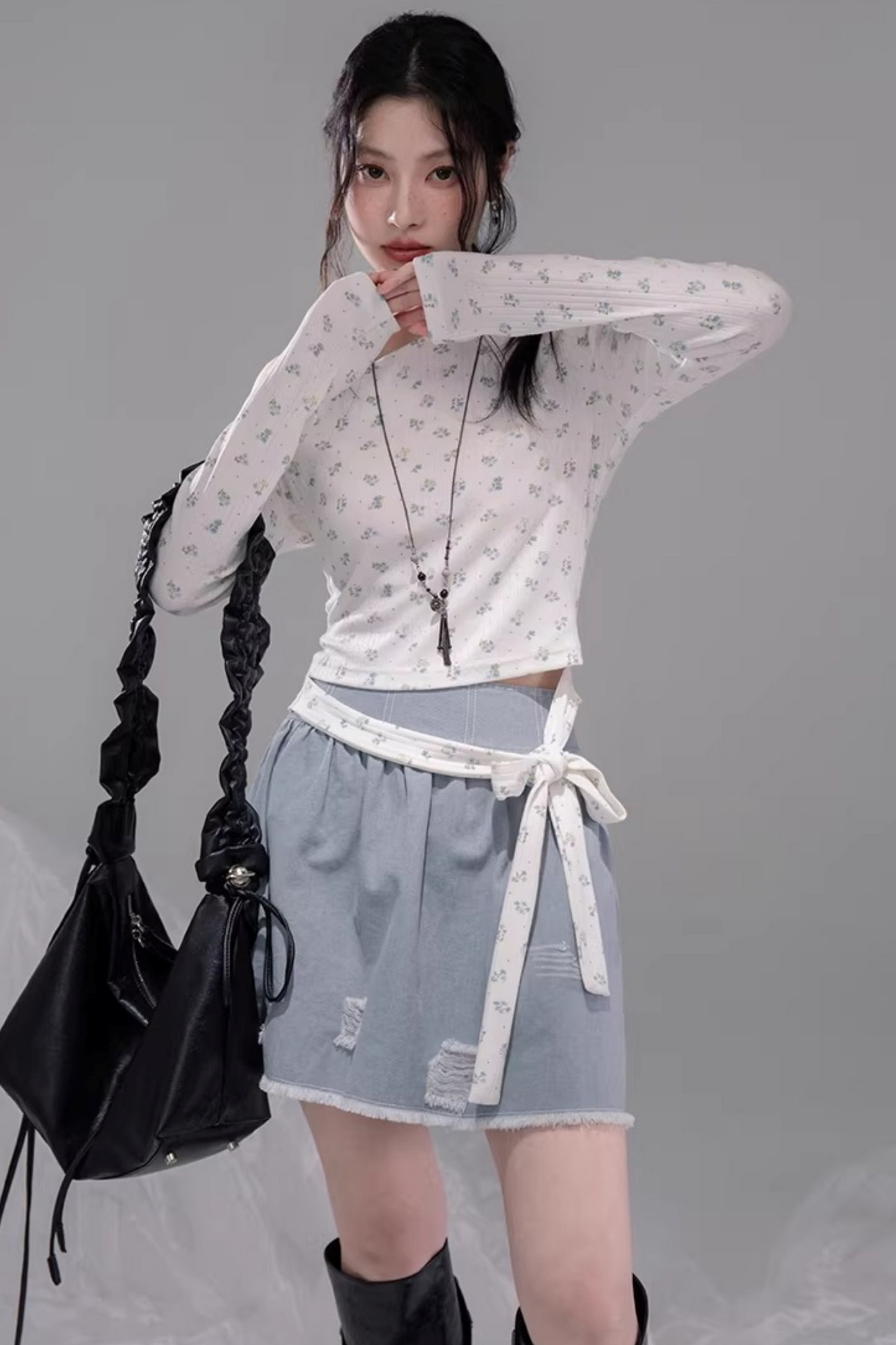 Floral Off-Shoulder Knitted Top