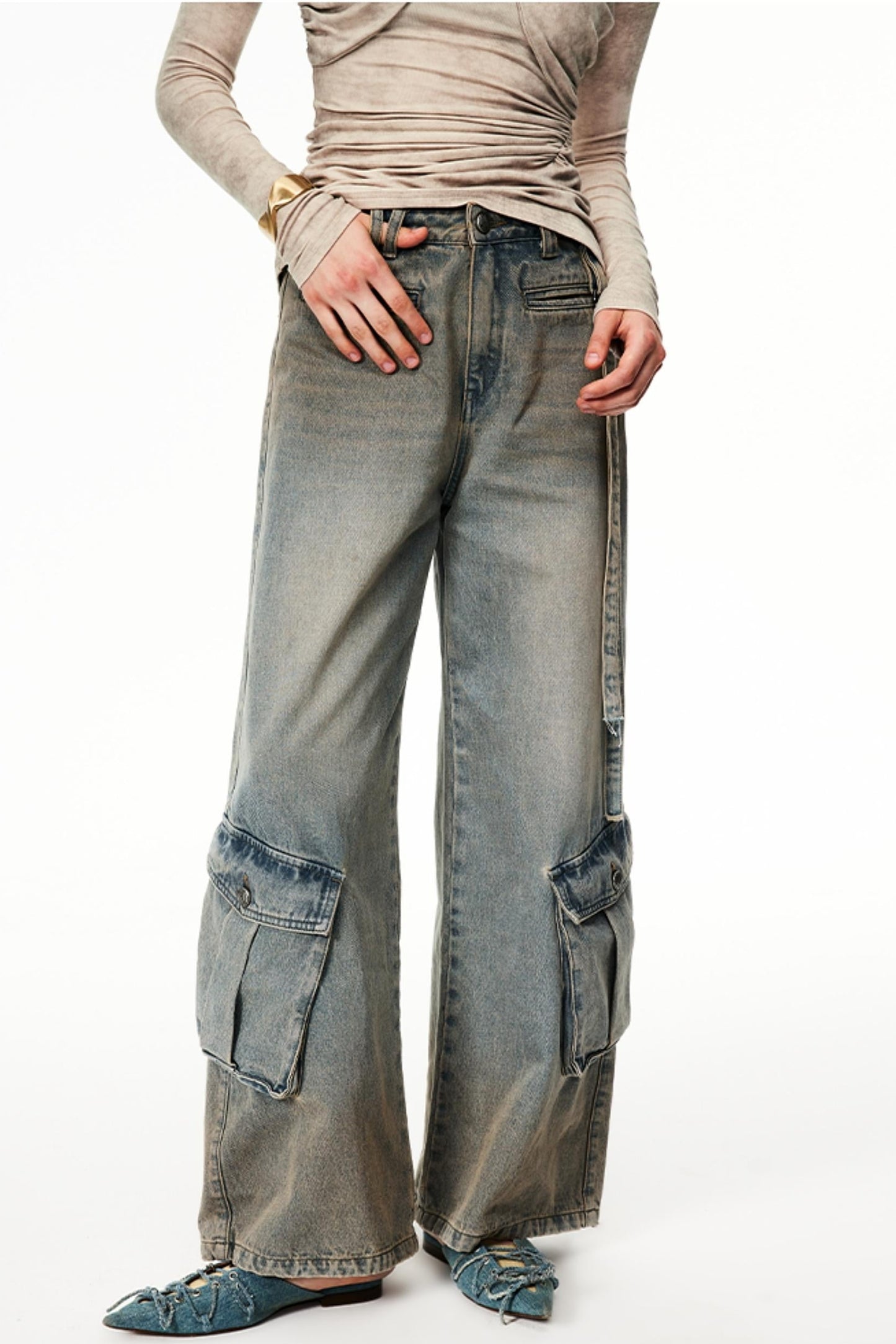 Heavy-Washed Wide-Leg Cargo Jeans