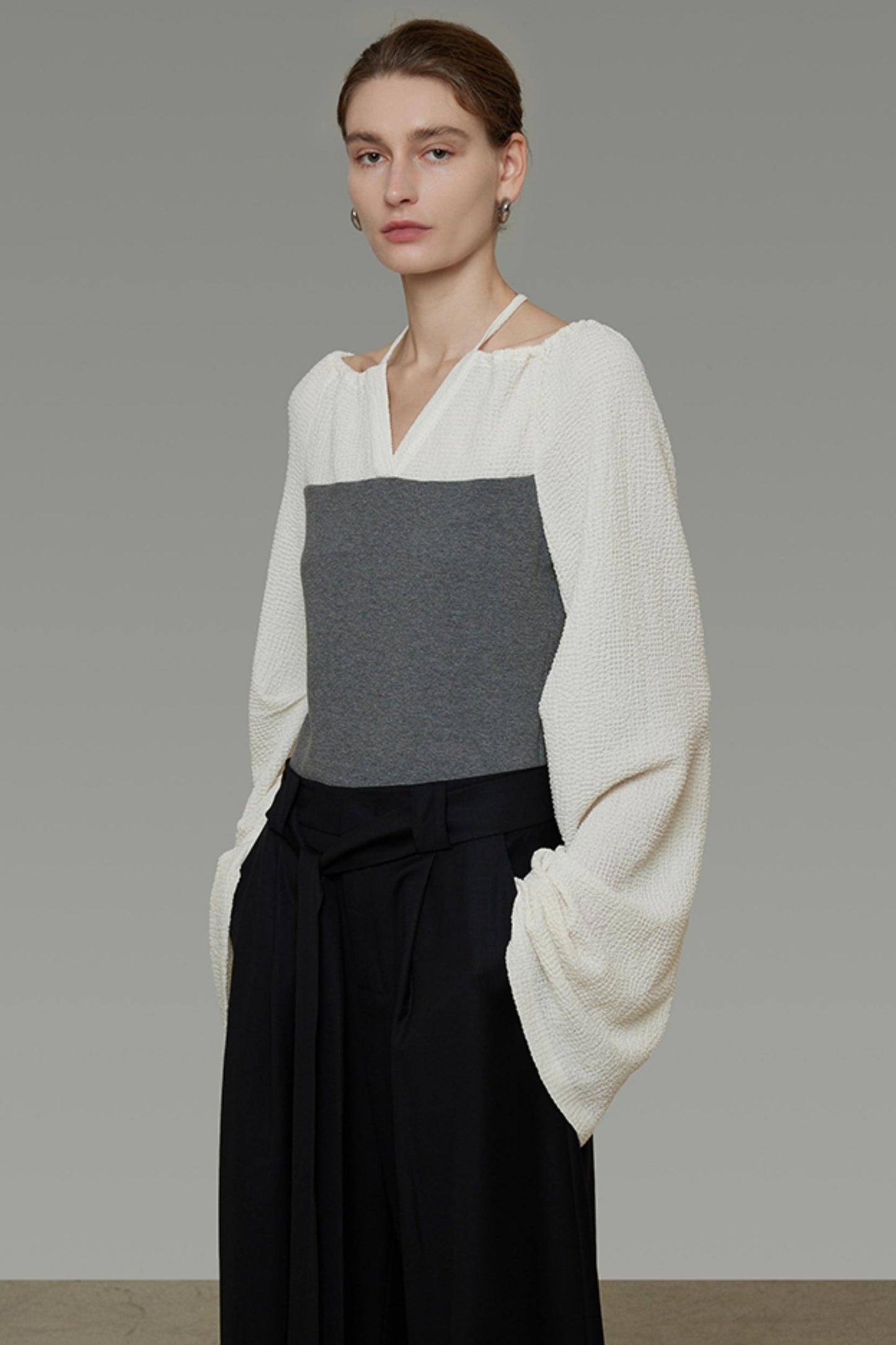 Contrast Round Neck Knit Top