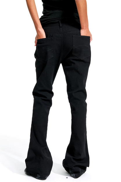 Schwarze, schmal geschnittene Bootcut-Hose