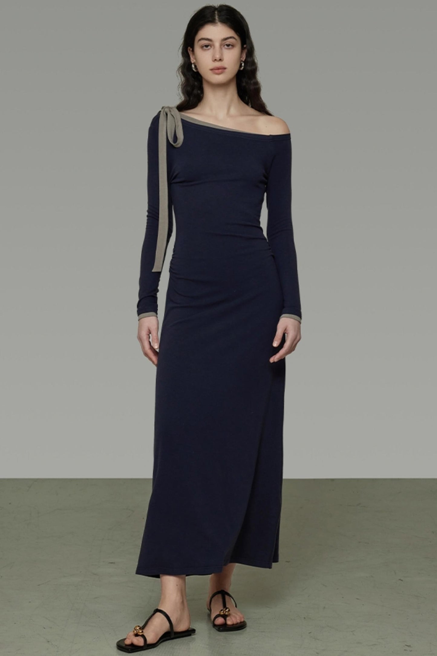 Niche Strapless Slant Knit Dress