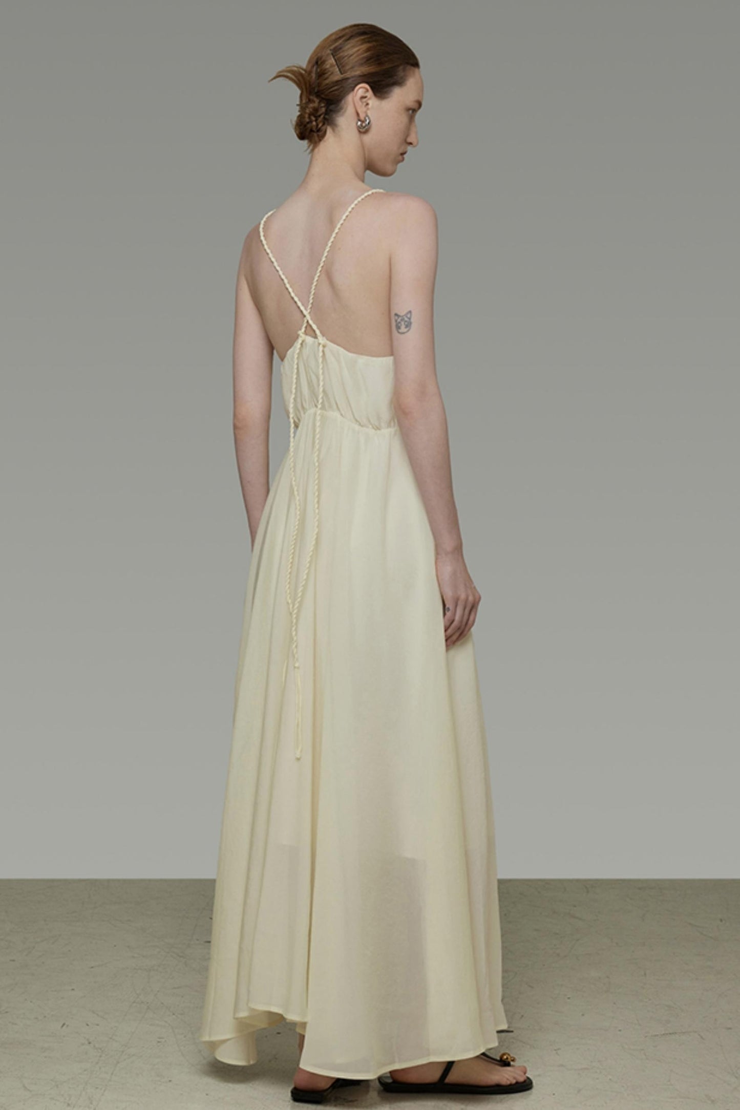 Summer Chic V-Neck Sleeveless Dress