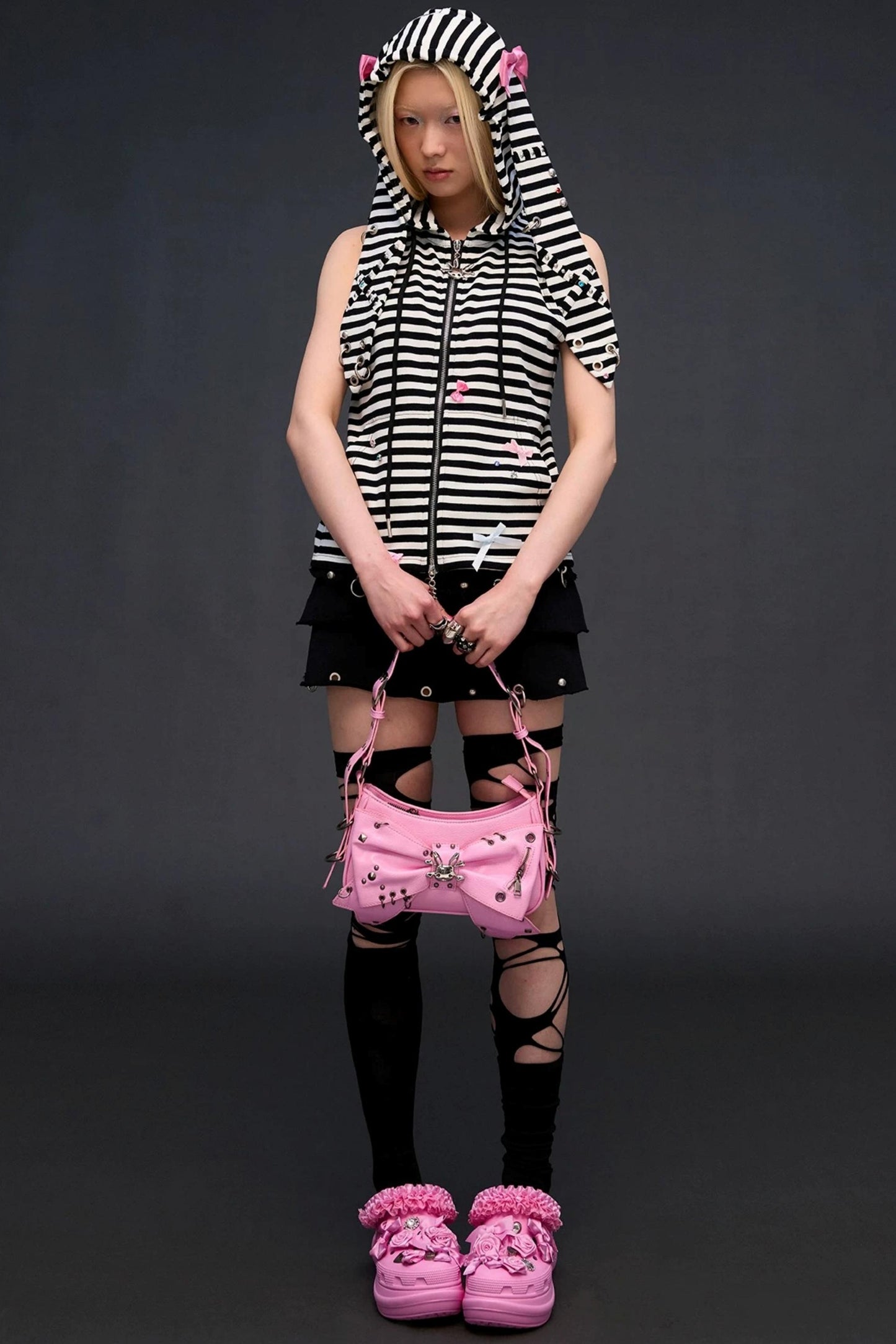 Rhinestone Bowknot Striped Vest