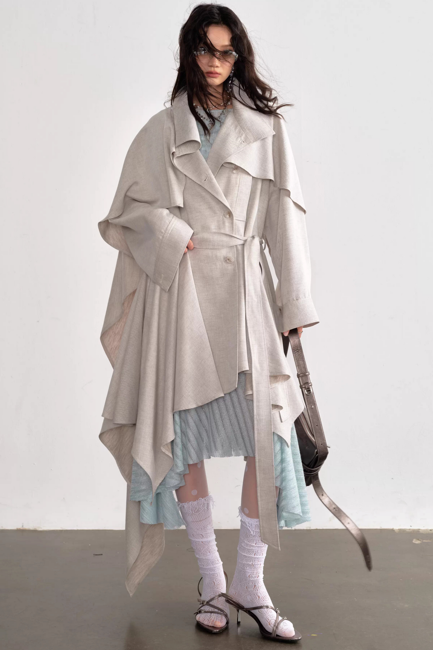 Naturleinen-Trenchcoat