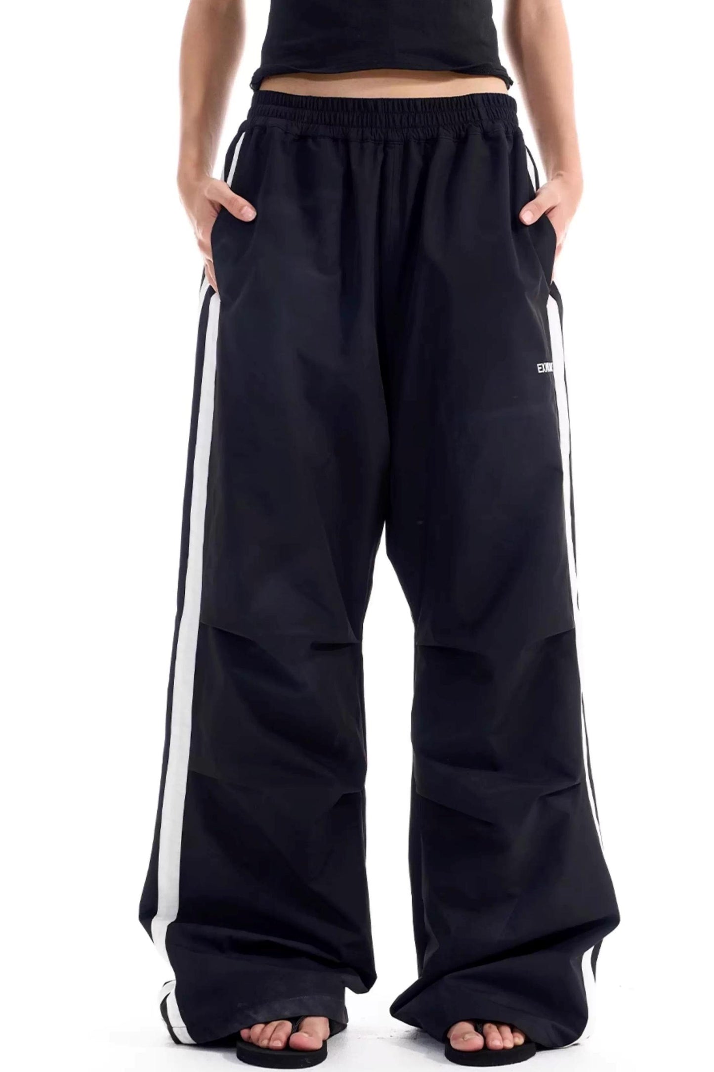 Color-Blocked Distressed Pleated Pants