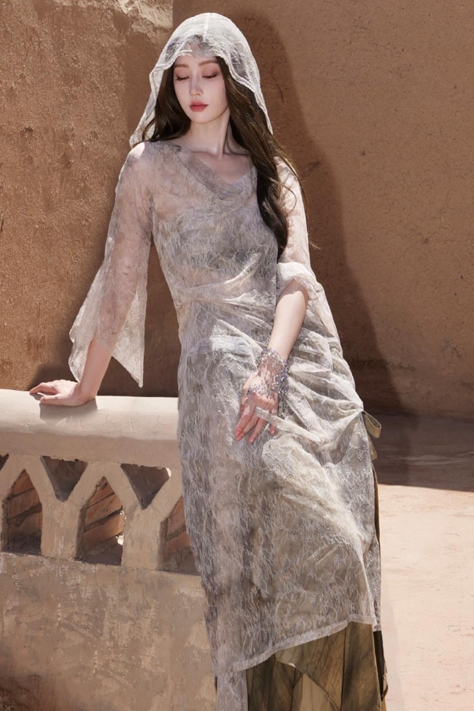 Flowing Lace Sunscreen Cover-up Top